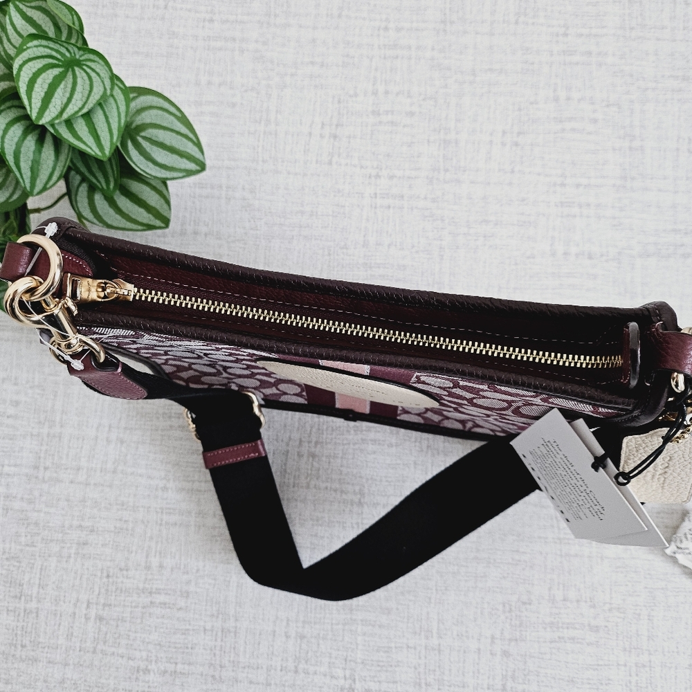 🆕COACH Dempsey File Bag In Signature Jacquard With Stripe And Coach Patch CA195 - Picture 8 of 12